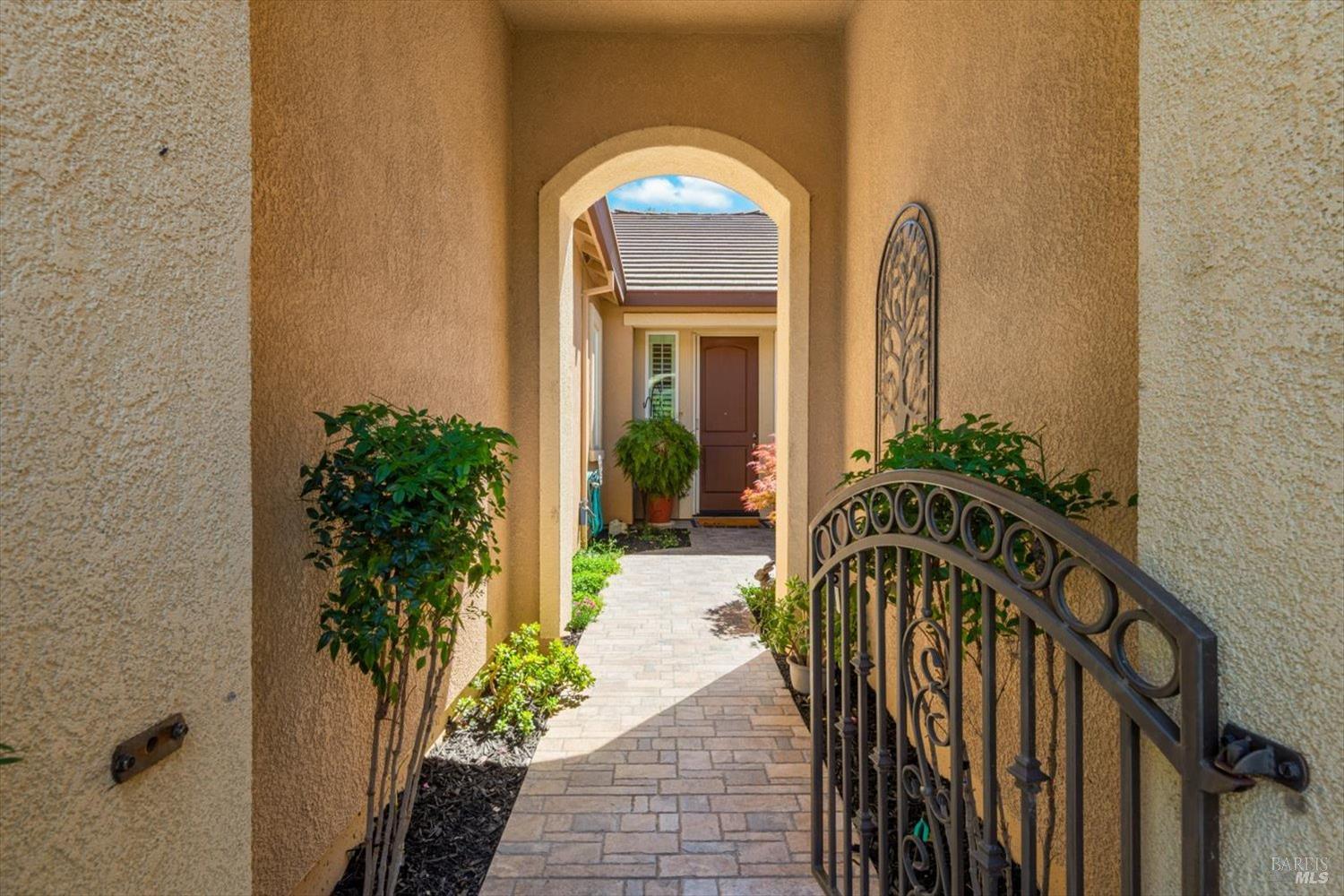 4473 Avondale Circle Fairfield CA 94533