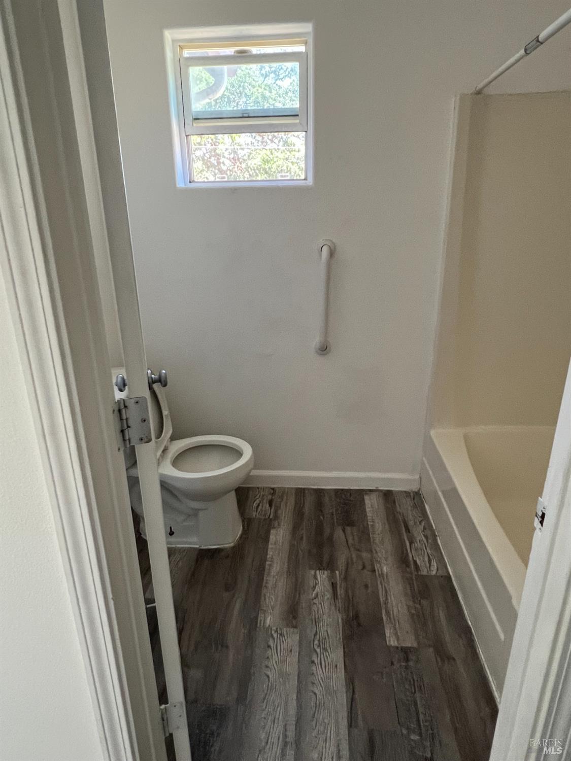 5607 Jones Avenue Clearlake CA 95422