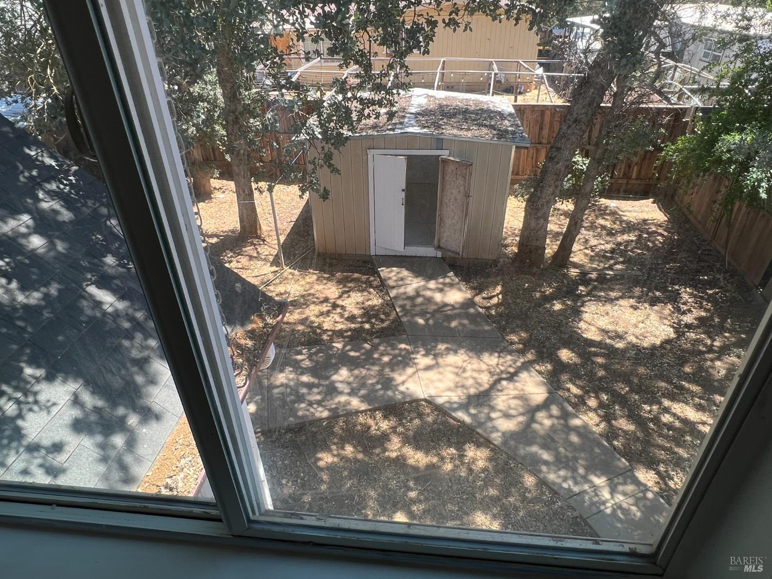 5607 Jones Avenue Clearlake CA 95422