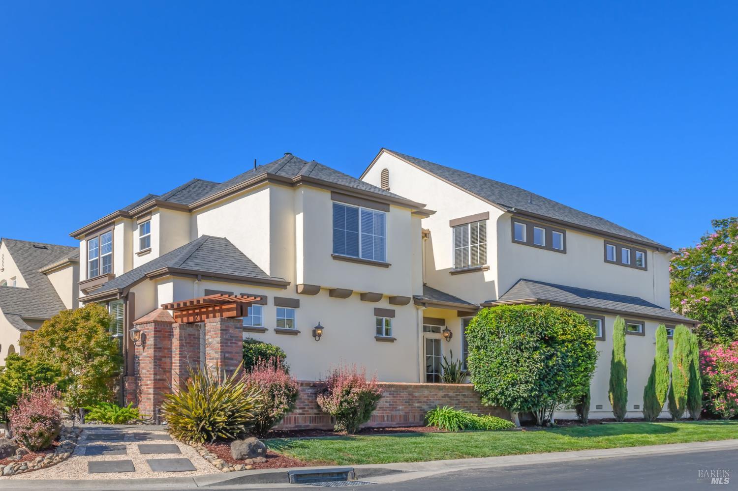 2 Wedgewood Court Petaluma CA 94954