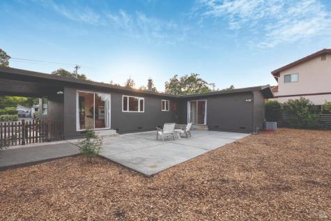 312 N Jefferson Street Cloverdale CA 95425