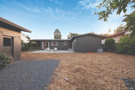 312 N Jefferson Street Cloverdale CA 95425