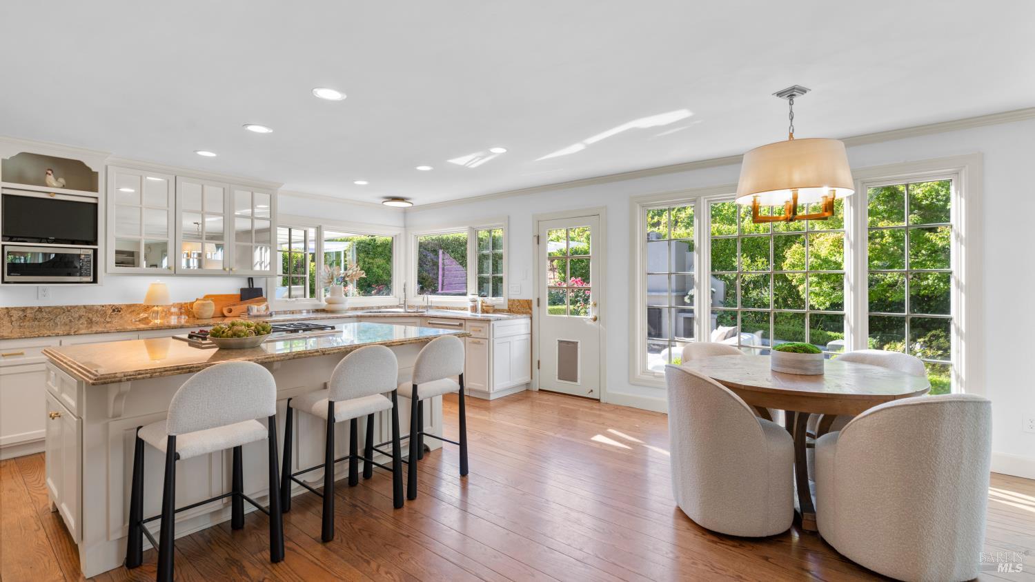 25 Saddle Lane Novato CA 94947