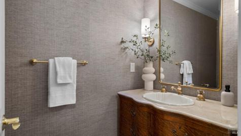 25 Saddle Lane Novato CA 94947