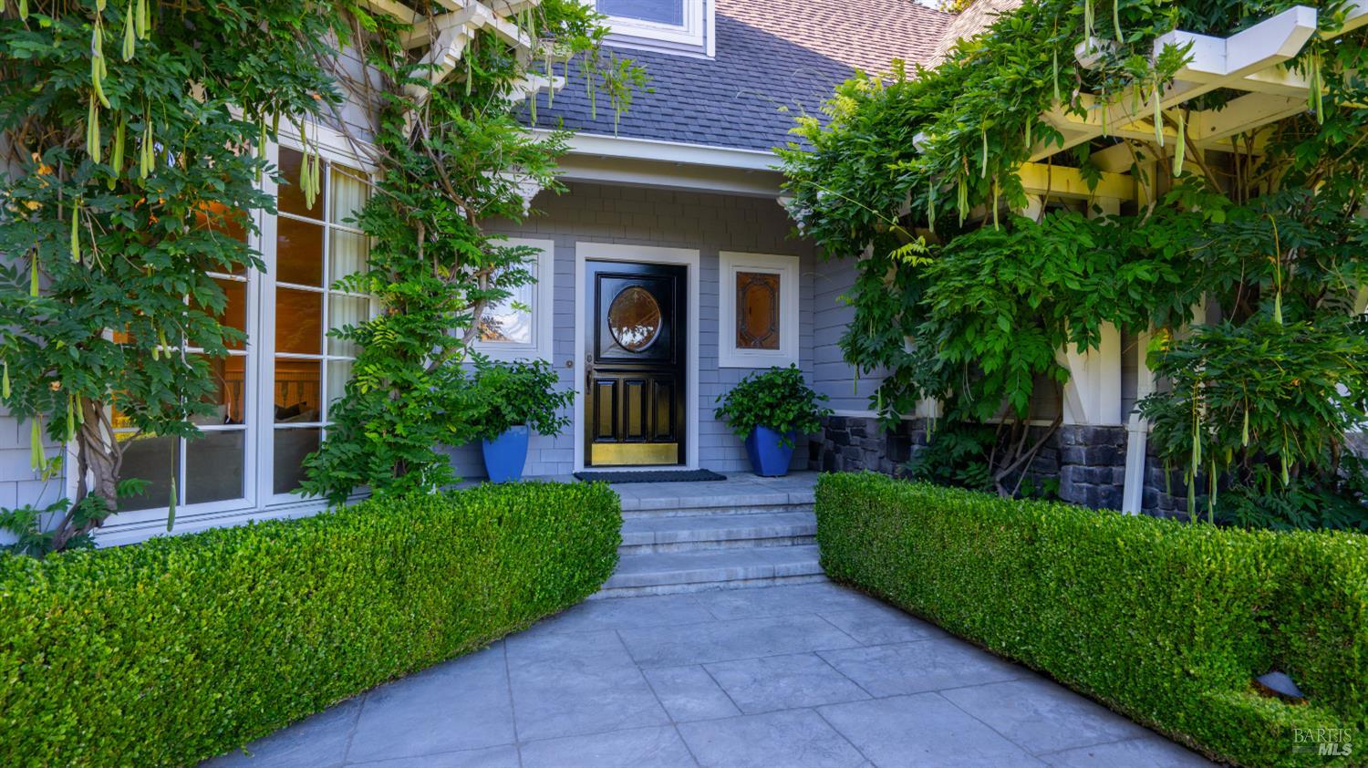 25 Saddle Lane Novato CA 94947