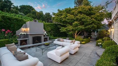 25 Saddle Lane Novato CA 94947