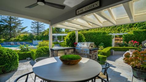 25 Saddle Lane Novato CA 94947