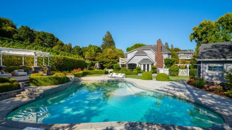 25 Saddle Lane Novato CA 94947