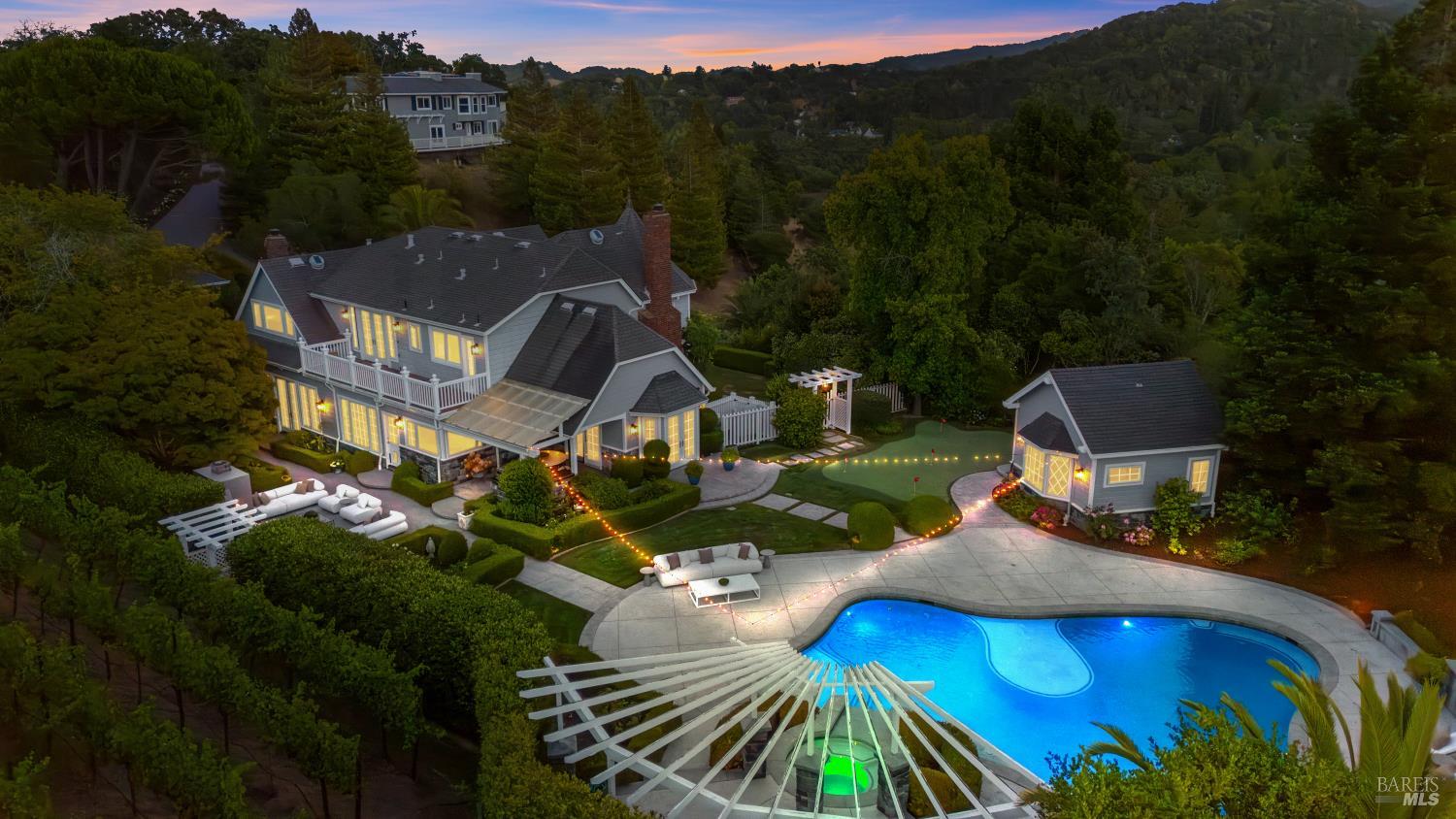 25 Saddle Lane Novato CA 94947