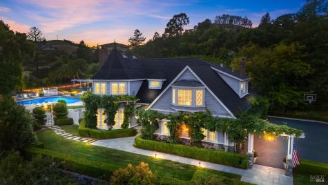 25 Saddle Lane Novato CA 94947