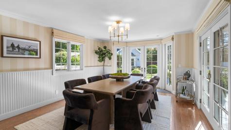 25 Saddle Lane Novato CA 94947