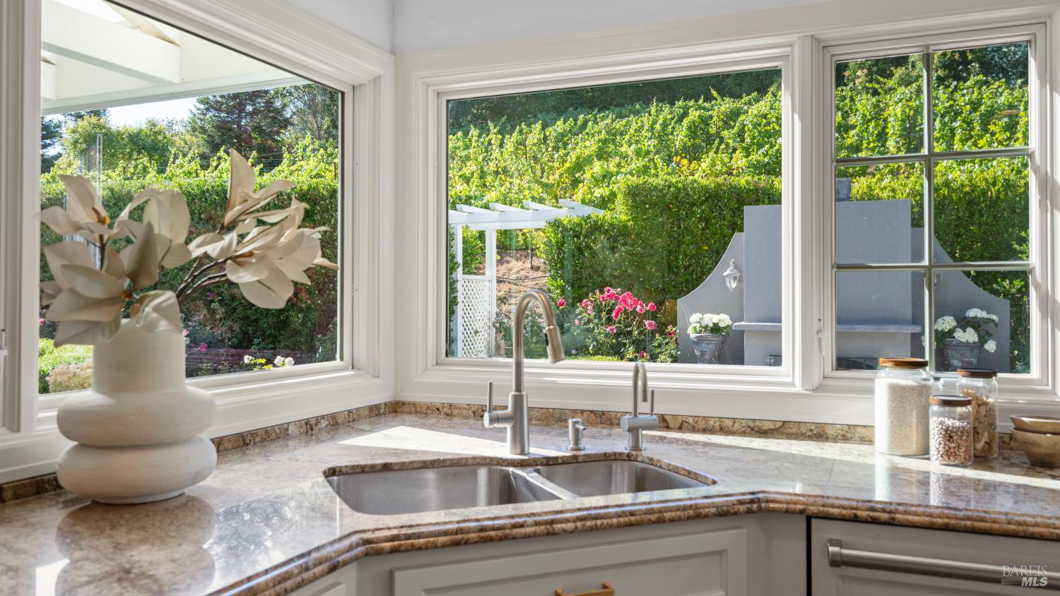 25 Saddle Lane Novato CA 94947