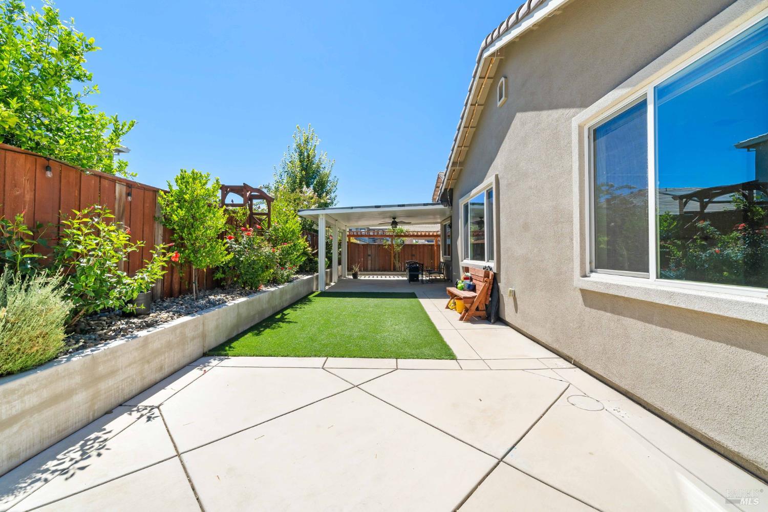 405 Diamond Peak Lane Oakley CA 94561