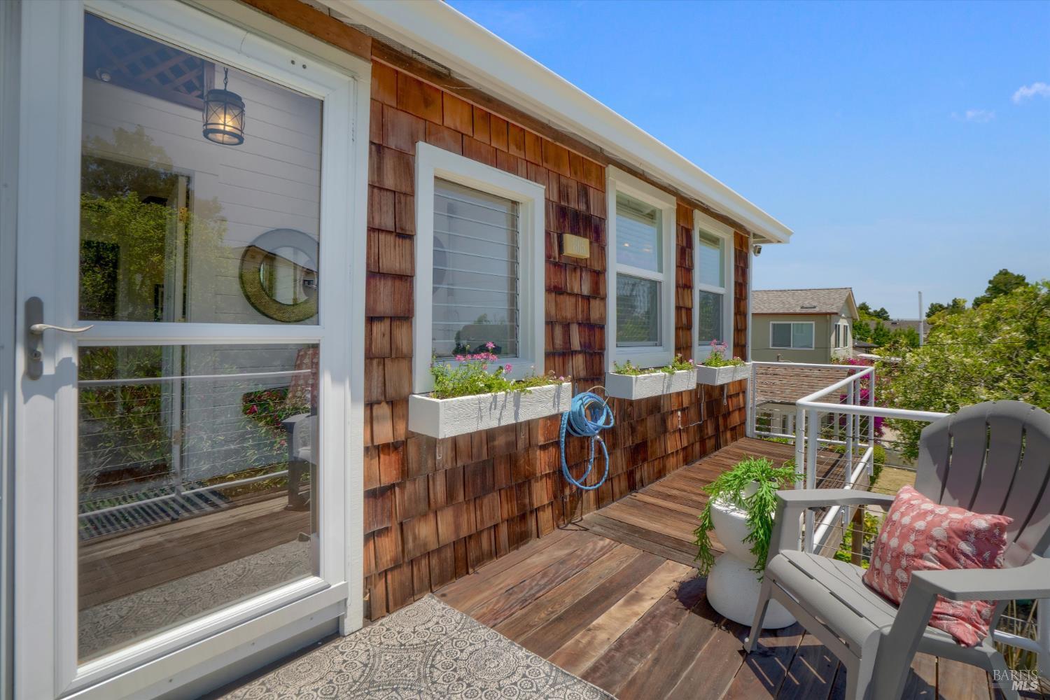 865 W I Street Benicia CA 94510