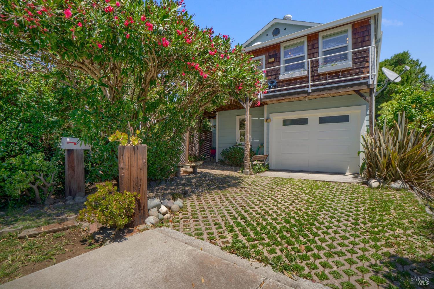 865 W I Street Benicia CA 94510