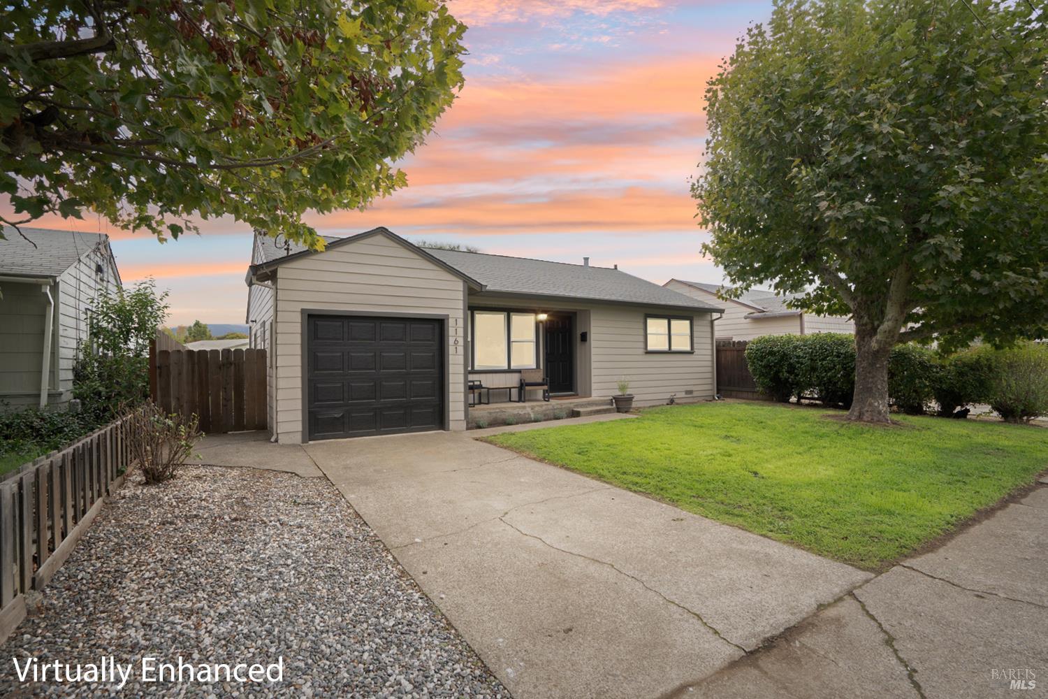 1161 N Oak Street Ukiah CA 95482