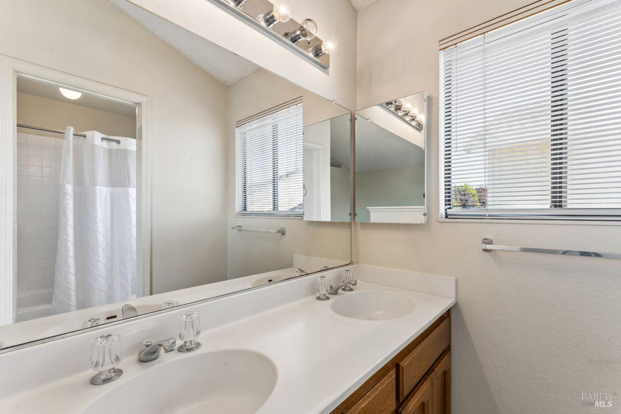 1412 Mathias Place Rohnert Park CA 94928