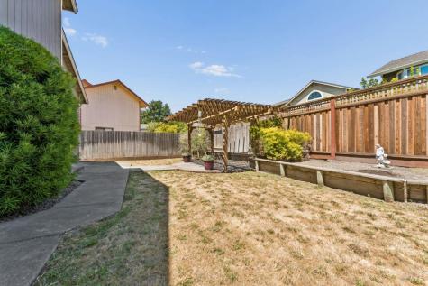 1412 Mathias Place Rohnert Park CA 94928