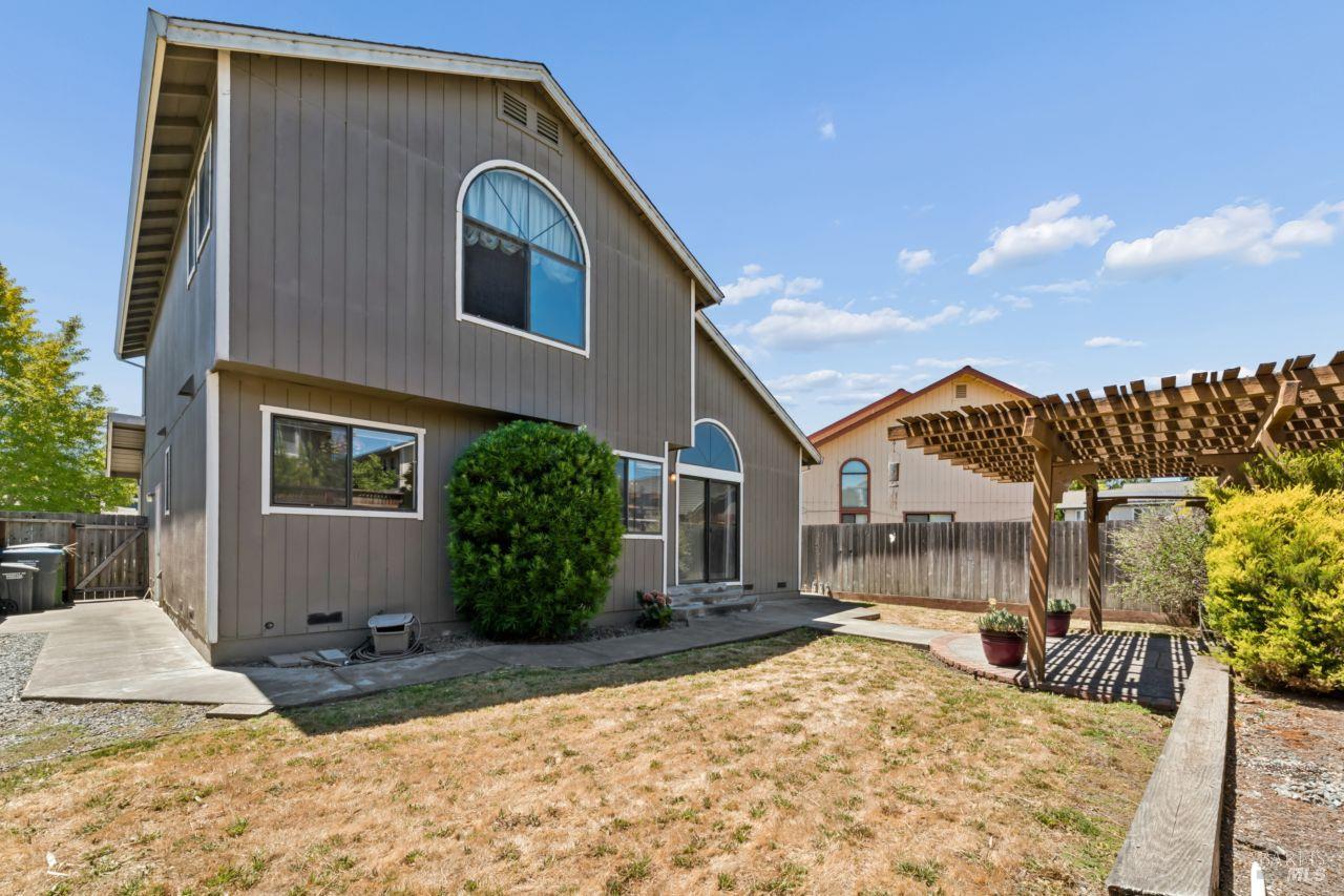 1412 Mathias Place Rohnert Park CA 94928