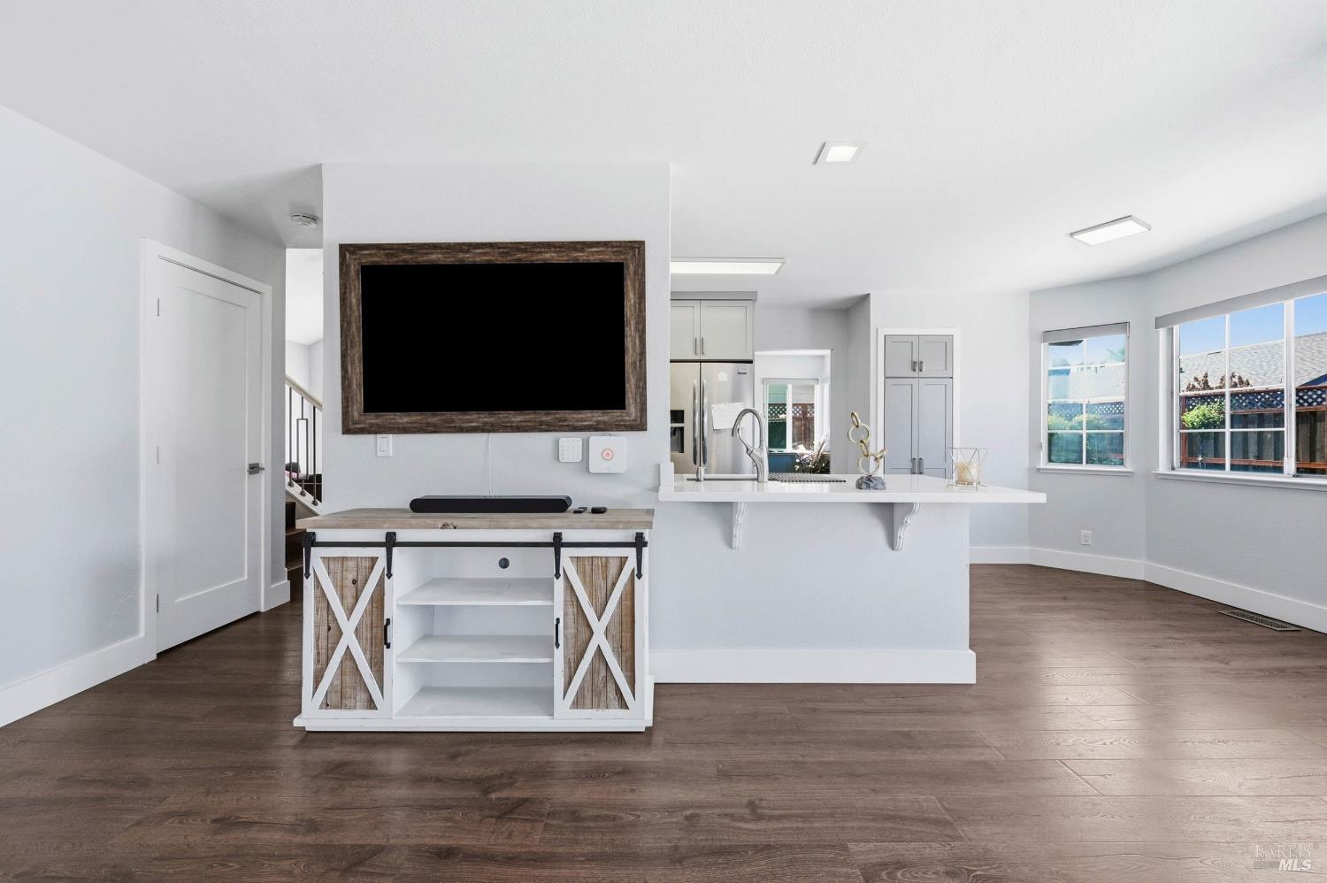 3547 Banyan Street Santa Rosa CA 95403