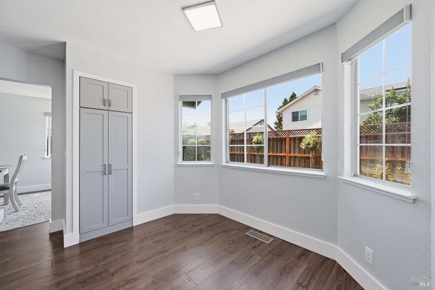 3547 Banyan Street Santa Rosa CA 95403
