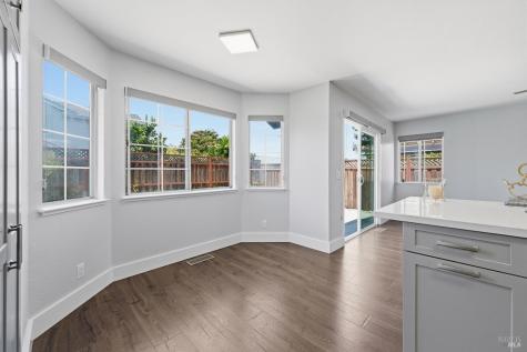 3547 Banyan Street Santa Rosa CA 95403