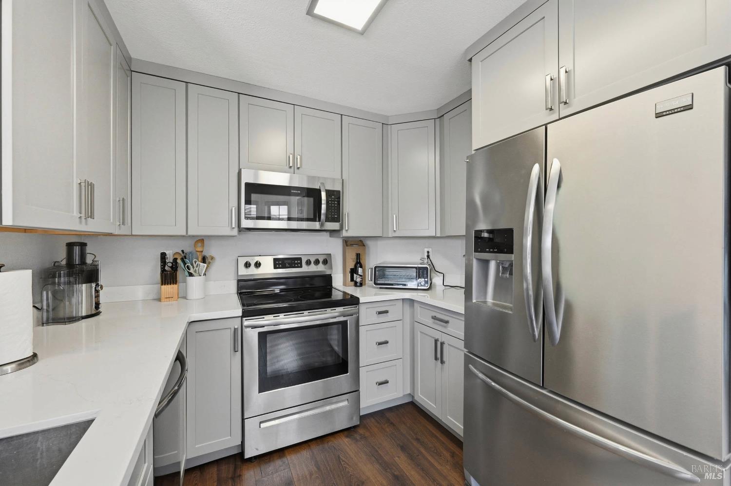 3547 Banyan Street Santa Rosa CA 95403