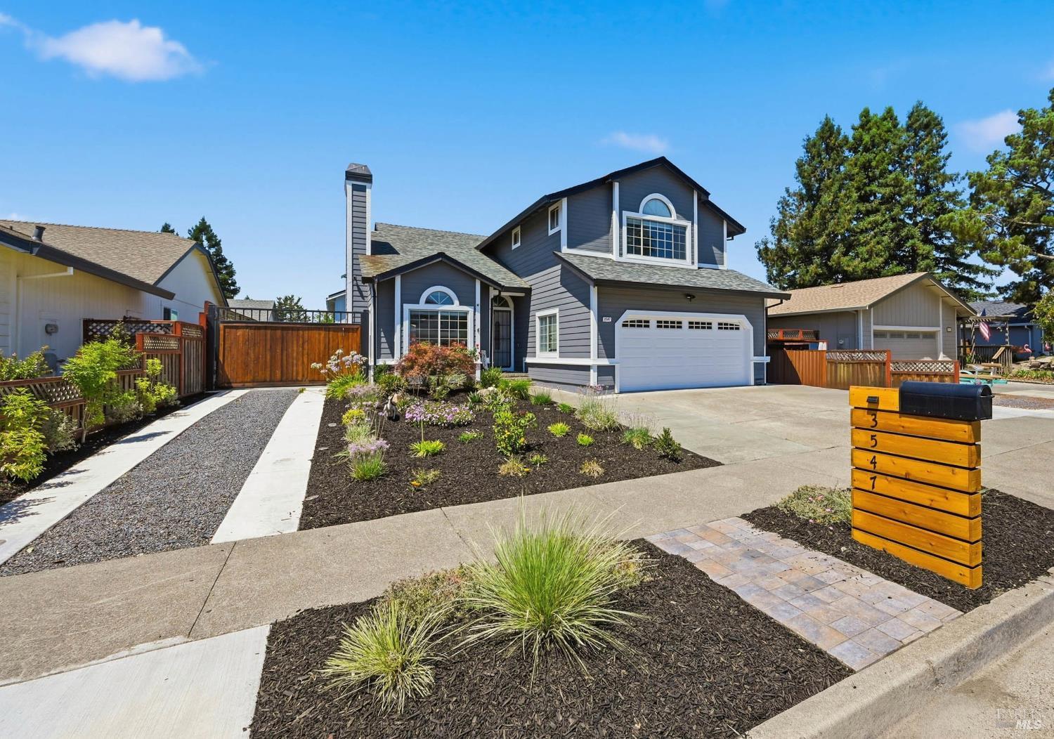 3547 Banyan Street Santa Rosa CA 95403