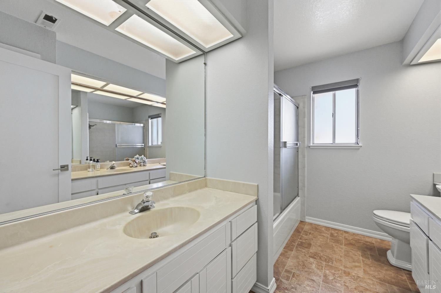 3547 Banyan Street Santa Rosa CA 95403