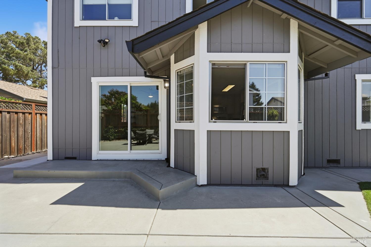 3547 Banyan Street Santa Rosa CA 95403