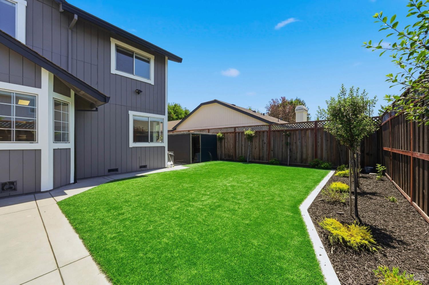 3547 Banyan Street Santa Rosa CA 95403
