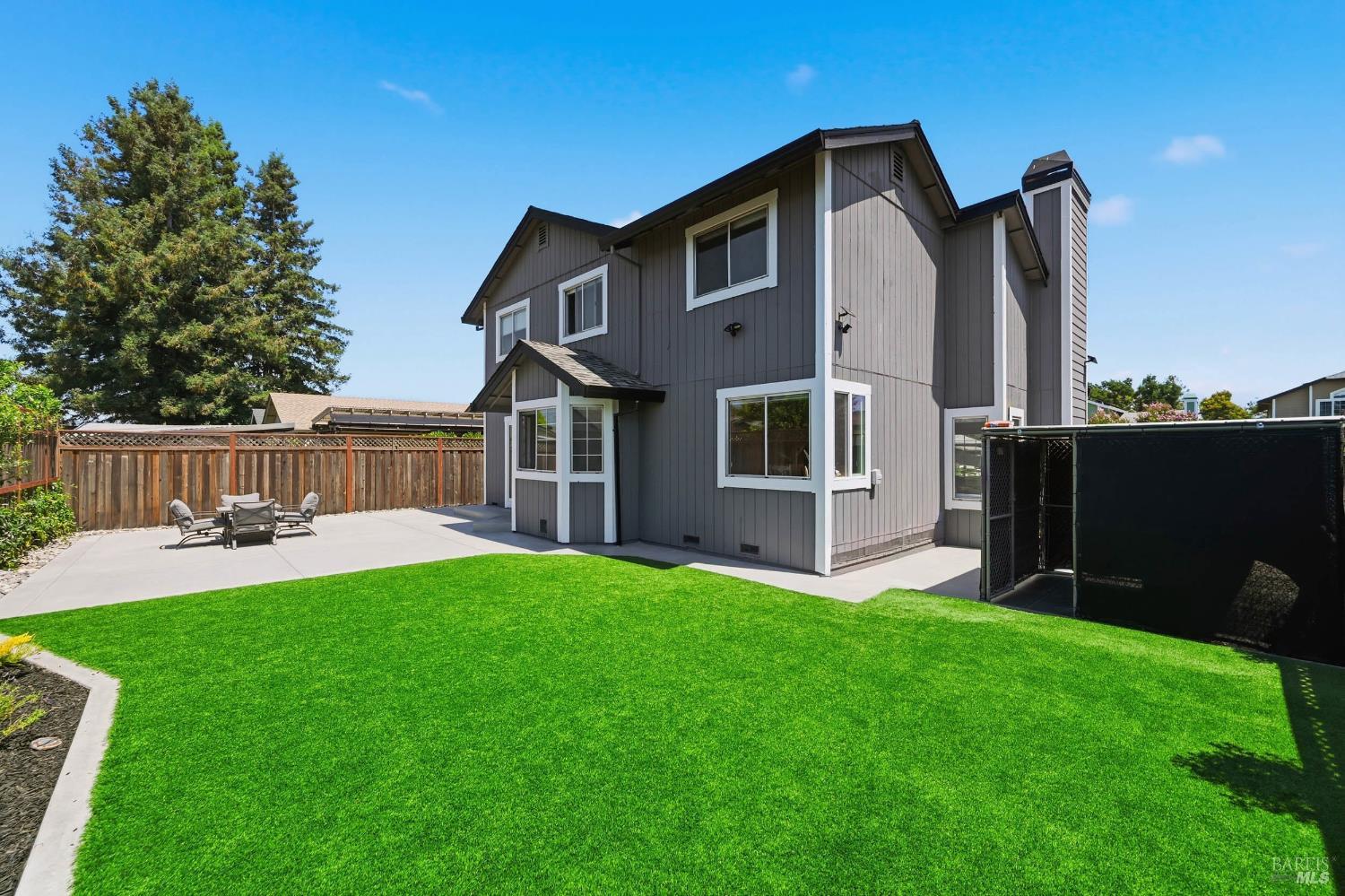 3547 Banyan Street Santa Rosa CA 95403