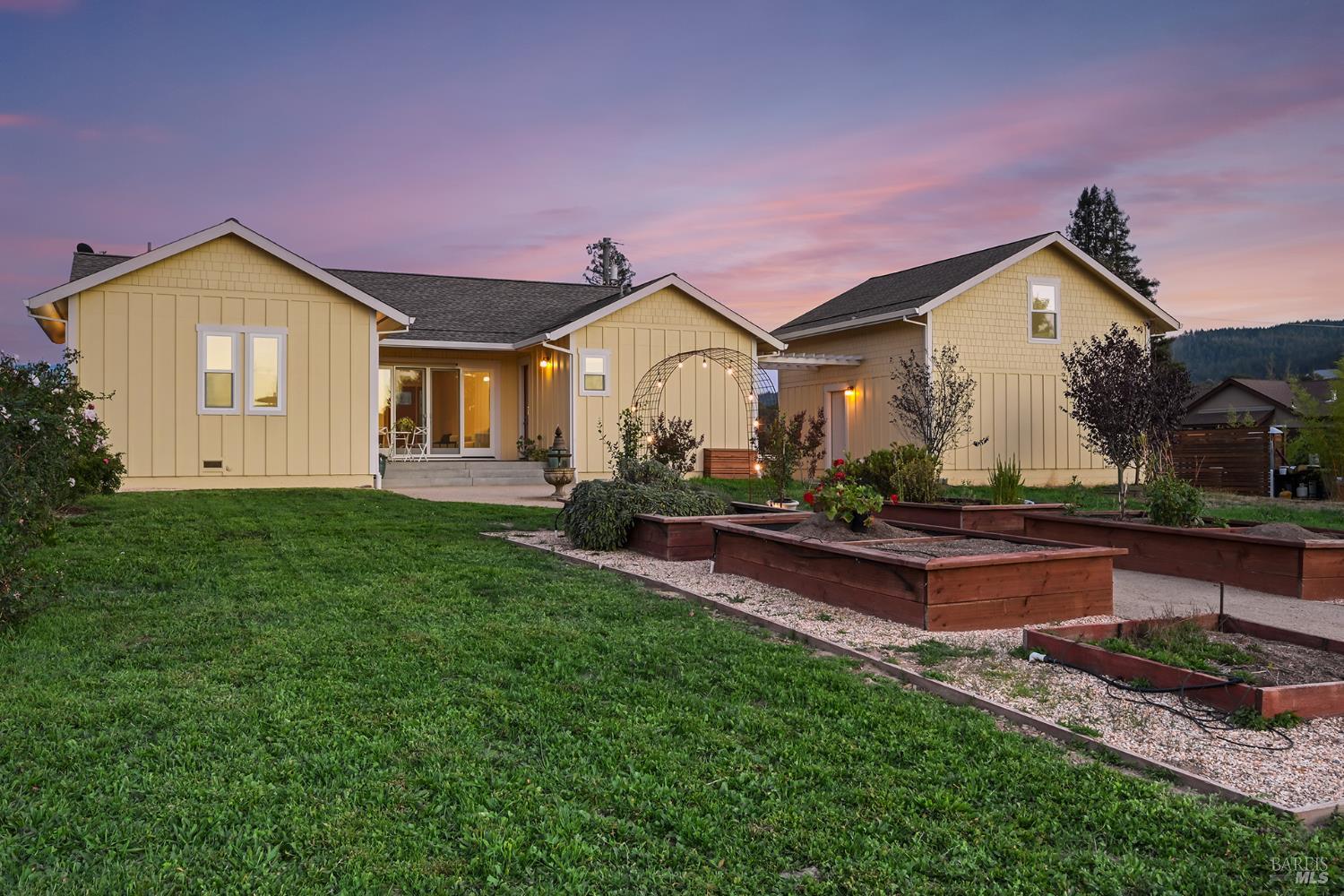 6295 Sonoma Highway Santa Rosa CA 95409