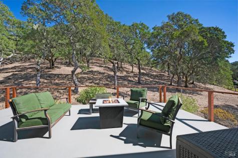 4727 Woodview Drive Santa Rosa CA 95405