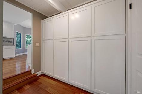 4727 Woodview Drive Santa Rosa CA 95405