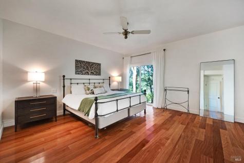 4727 Woodview Drive Santa Rosa CA 95405