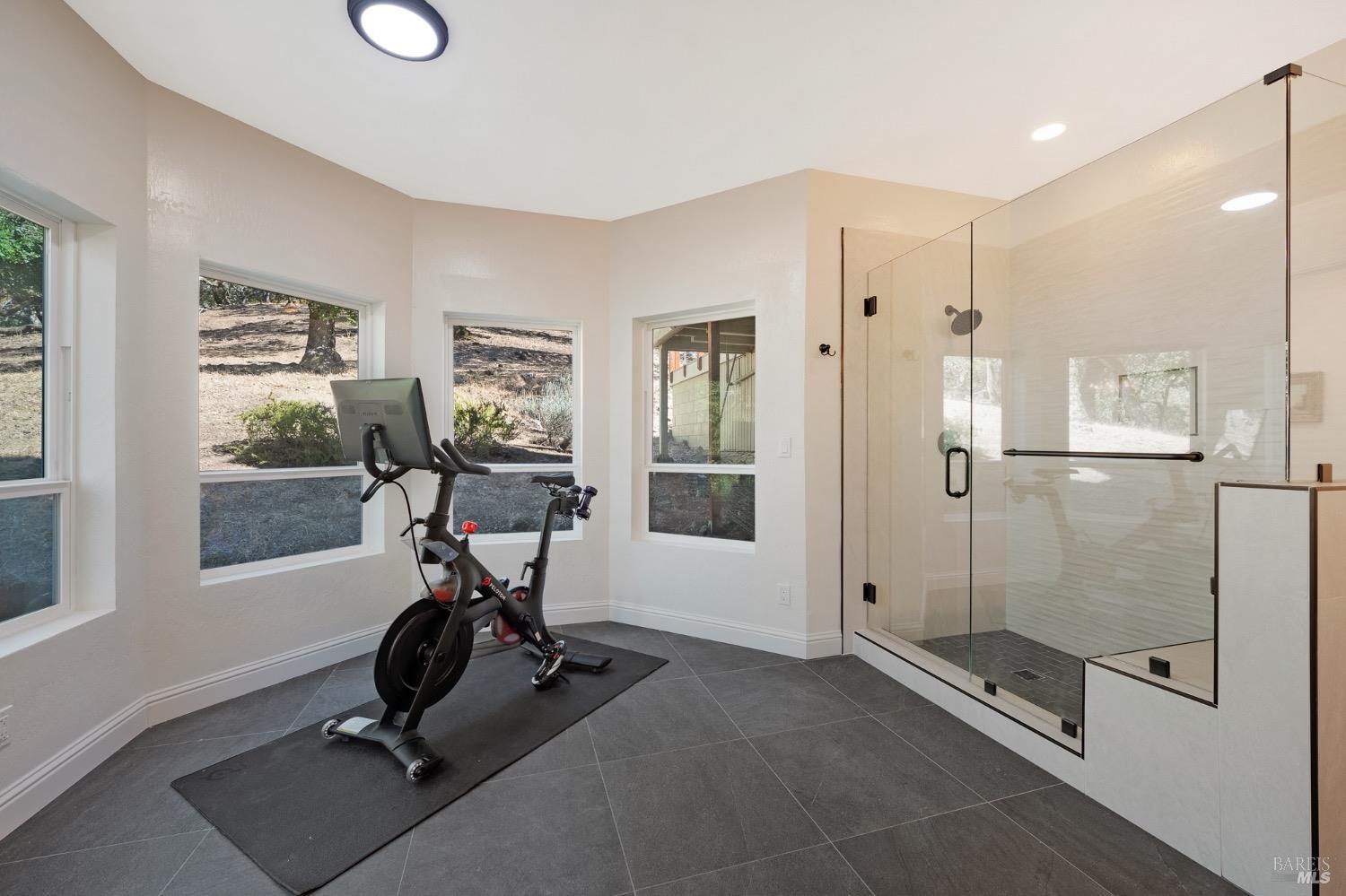 4727 Woodview Drive Santa Rosa CA 95405