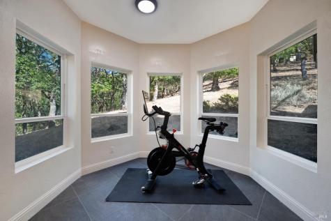 4727 Woodview Drive Santa Rosa CA 95405