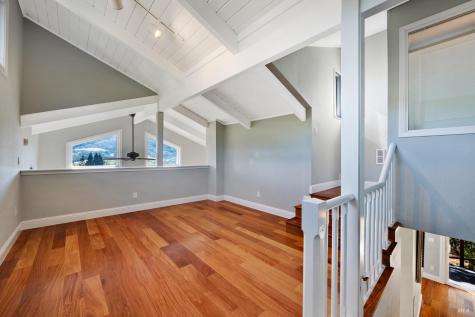 4727 Woodview Drive Santa Rosa CA 95405