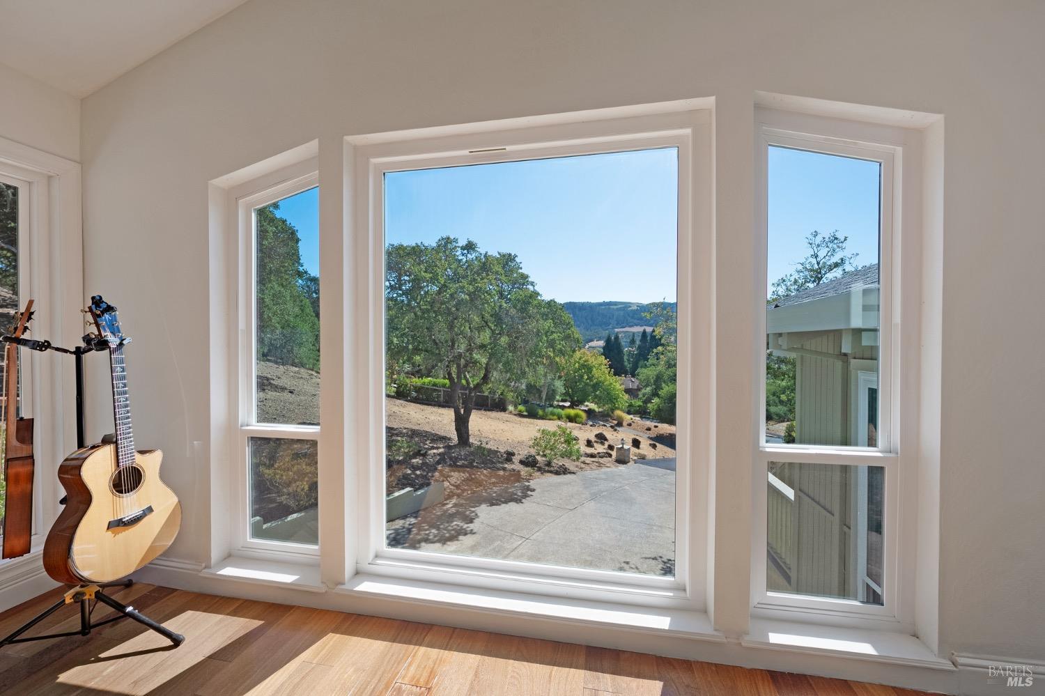 4727 Woodview Drive Santa Rosa CA 95405
