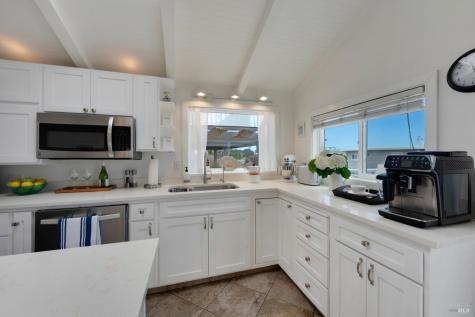 7036 Cliff Avenue Bodega Bay CA 94923