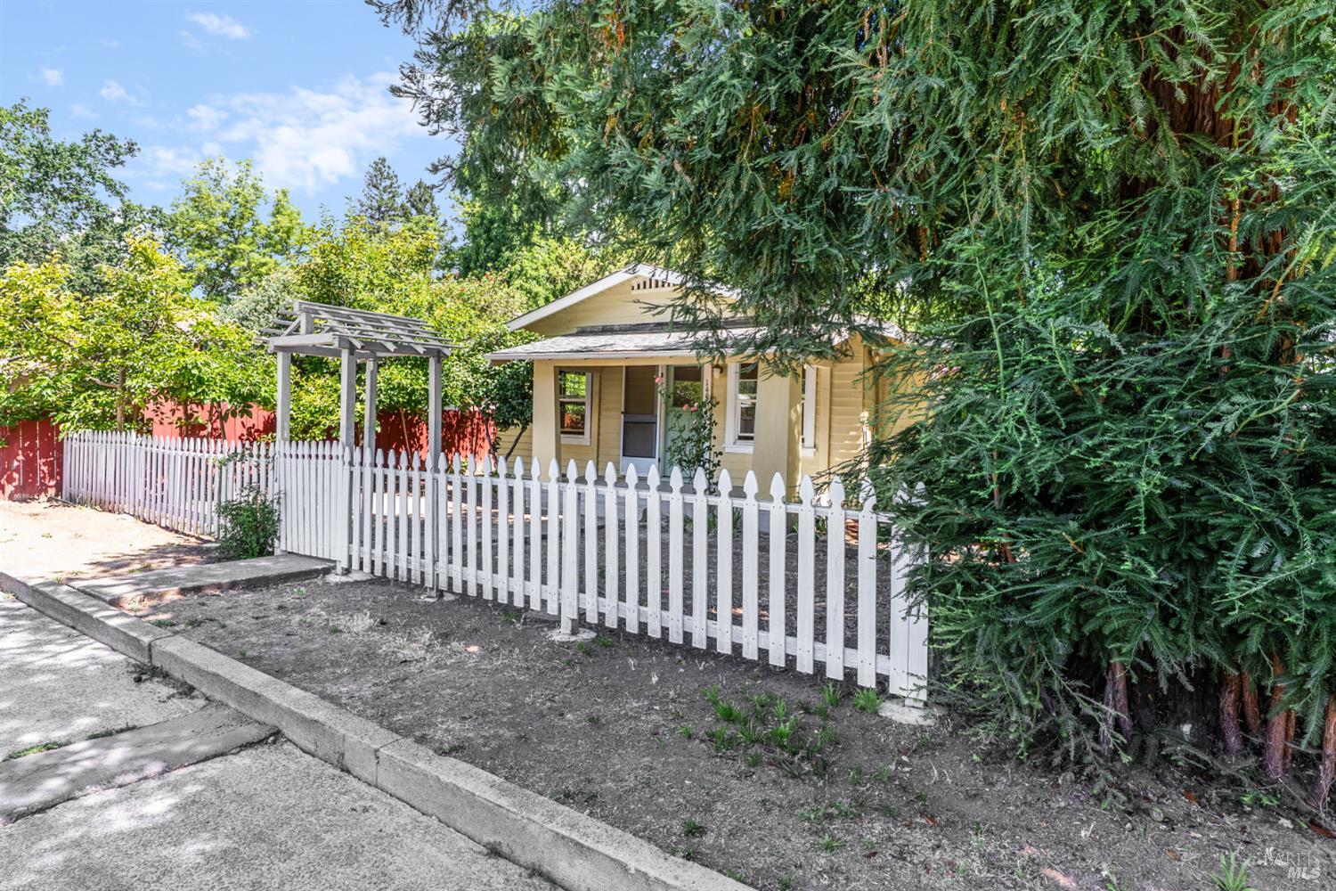 1406 Myrtle Street Calistoga CA 94515