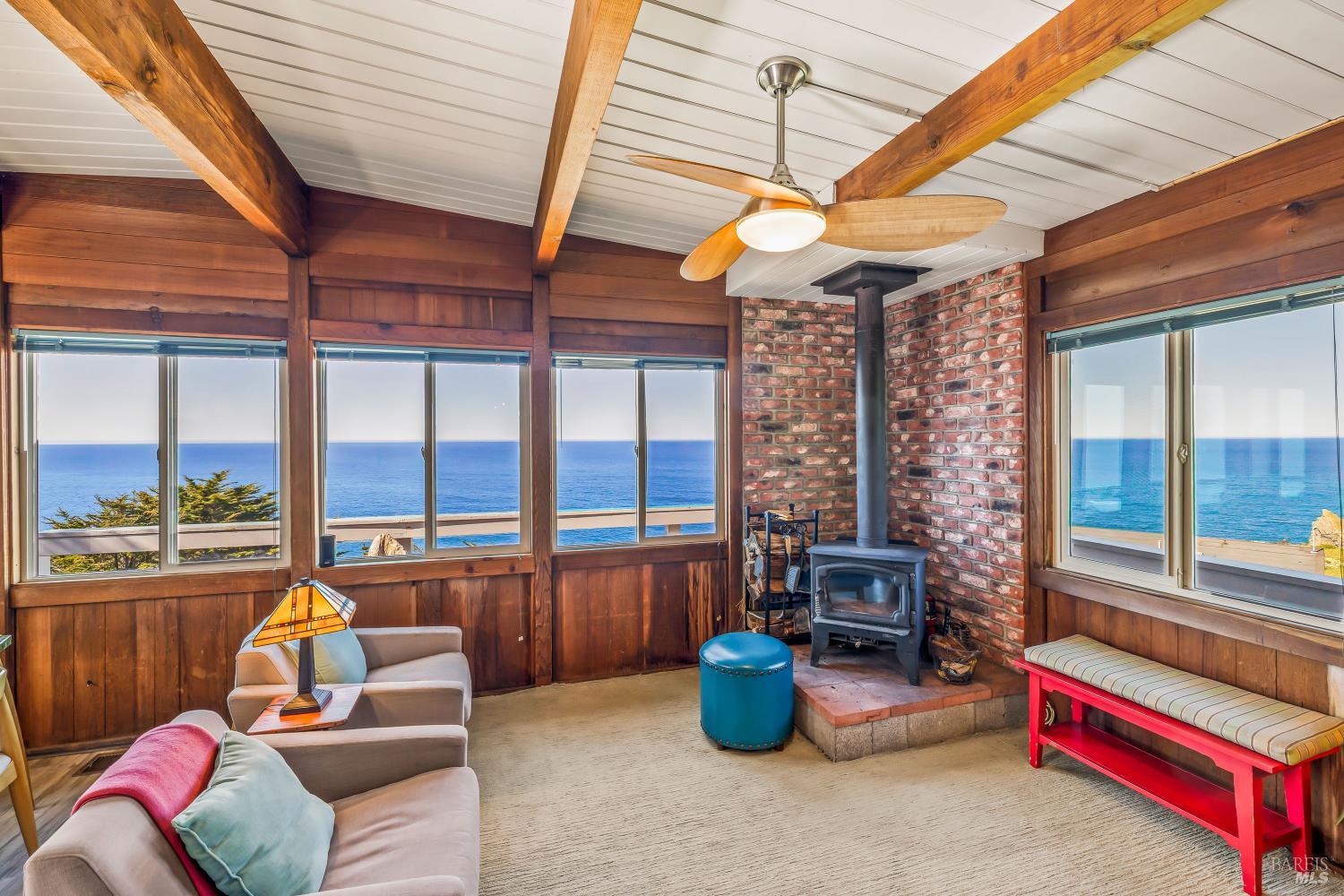 1440 Navarro Bluff Road Albion CA 95410