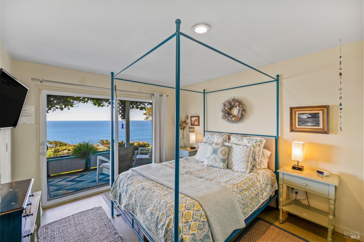 1440 Navarro Bluff Road Albion CA 95410