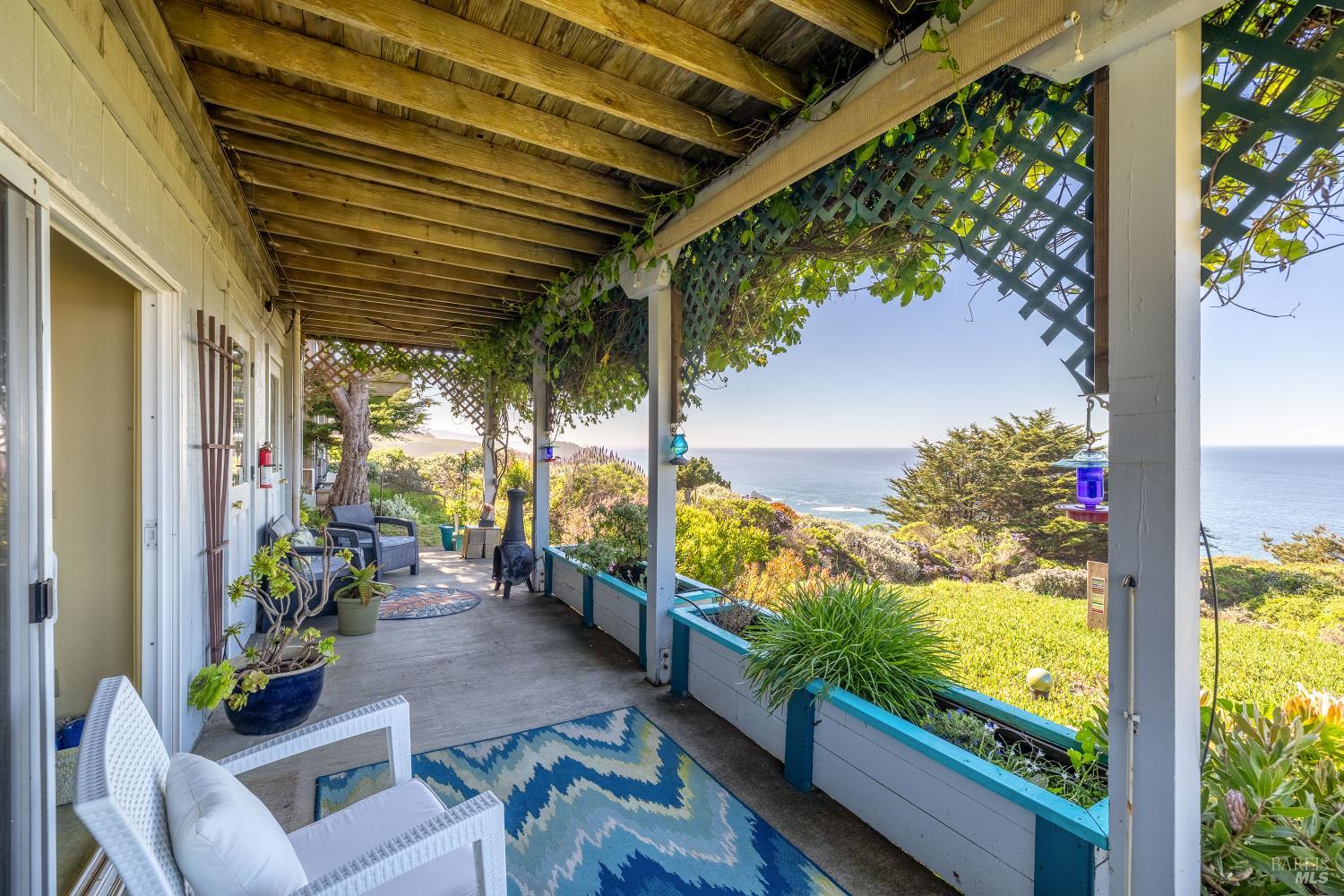 1440 Navarro Bluff Road Albion CA 95410
