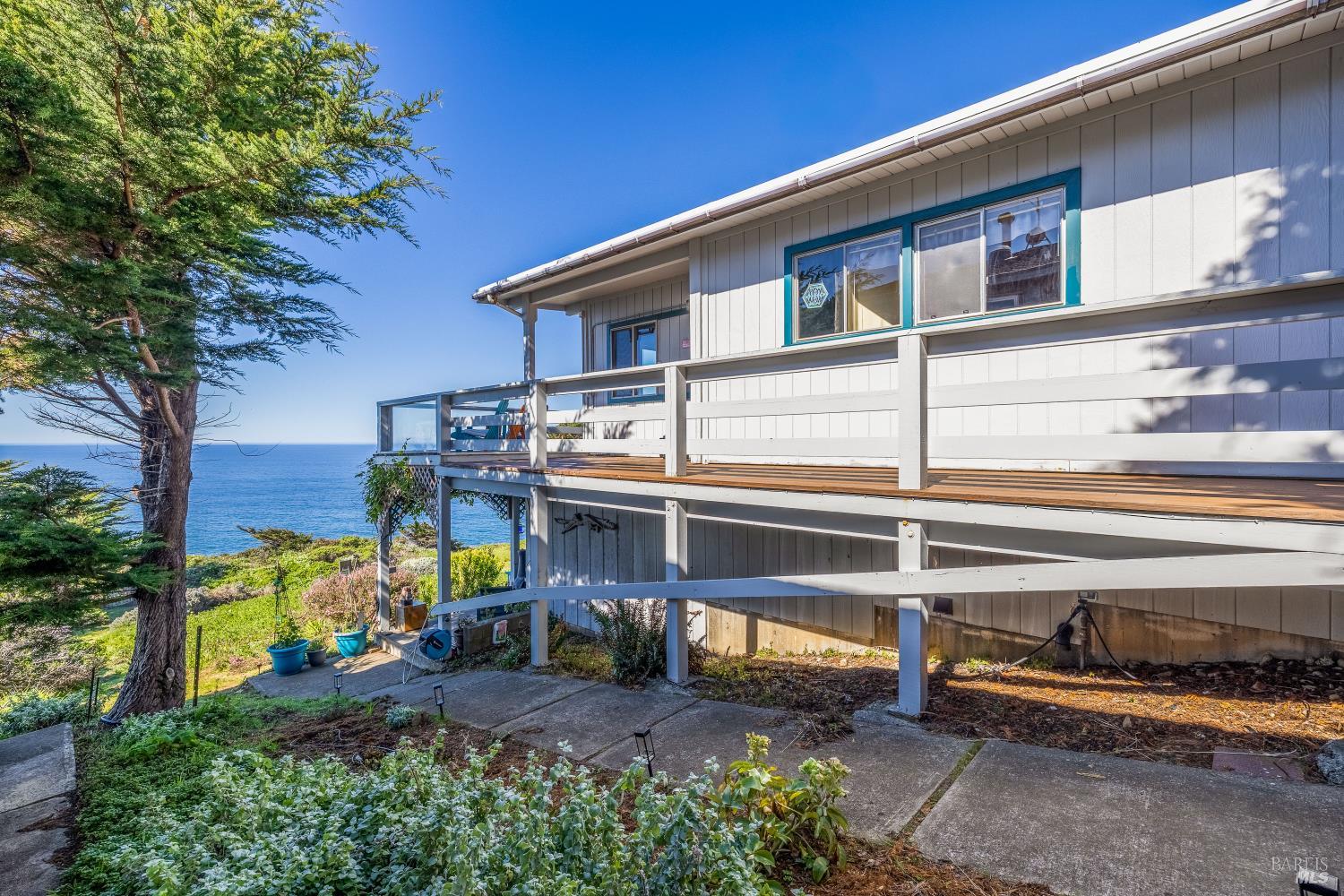 1440 Navarro Bluff Road Albion CA 95410