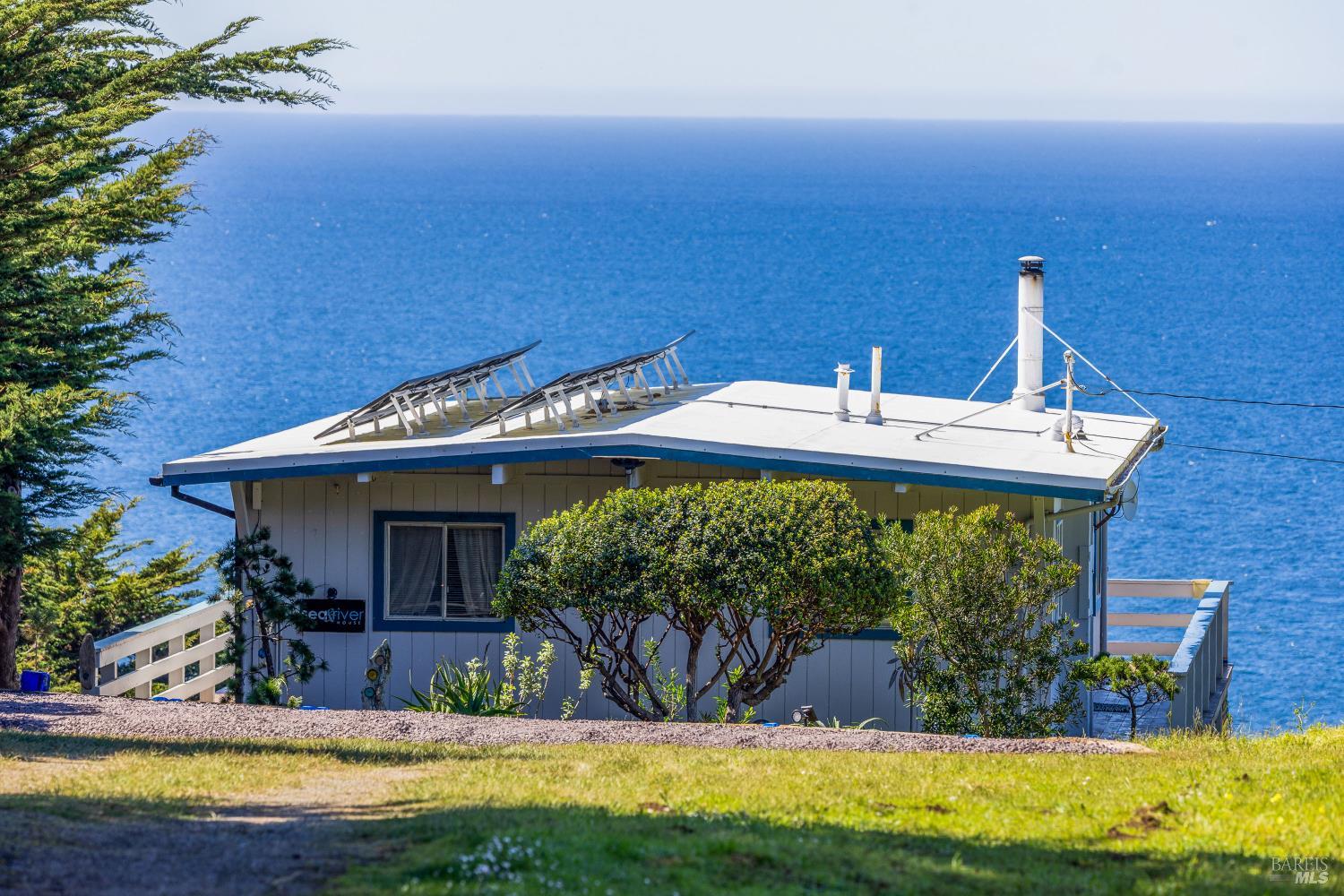 1440 Navarro Bluff Road Albion CA 95410