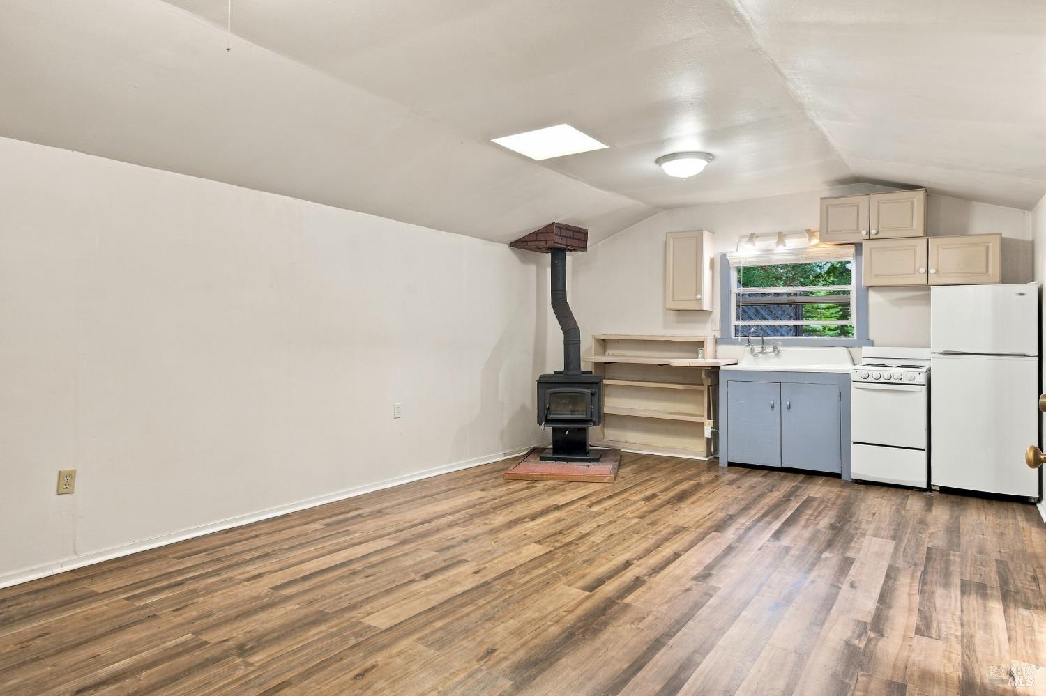 16960-16962 Taylor Lane Occidental CA 95465