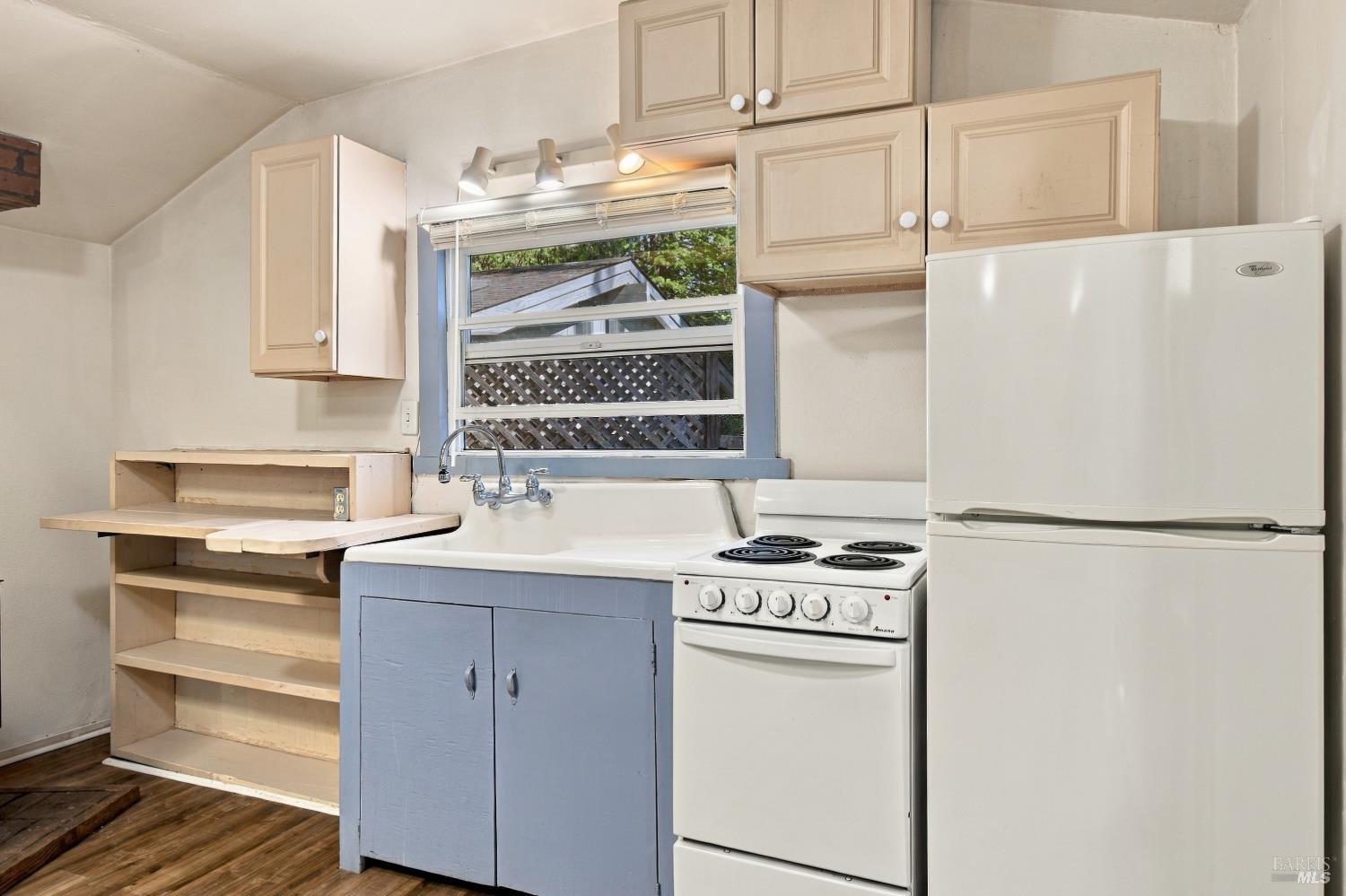 16960-16962 Taylor Lane Occidental CA 95465