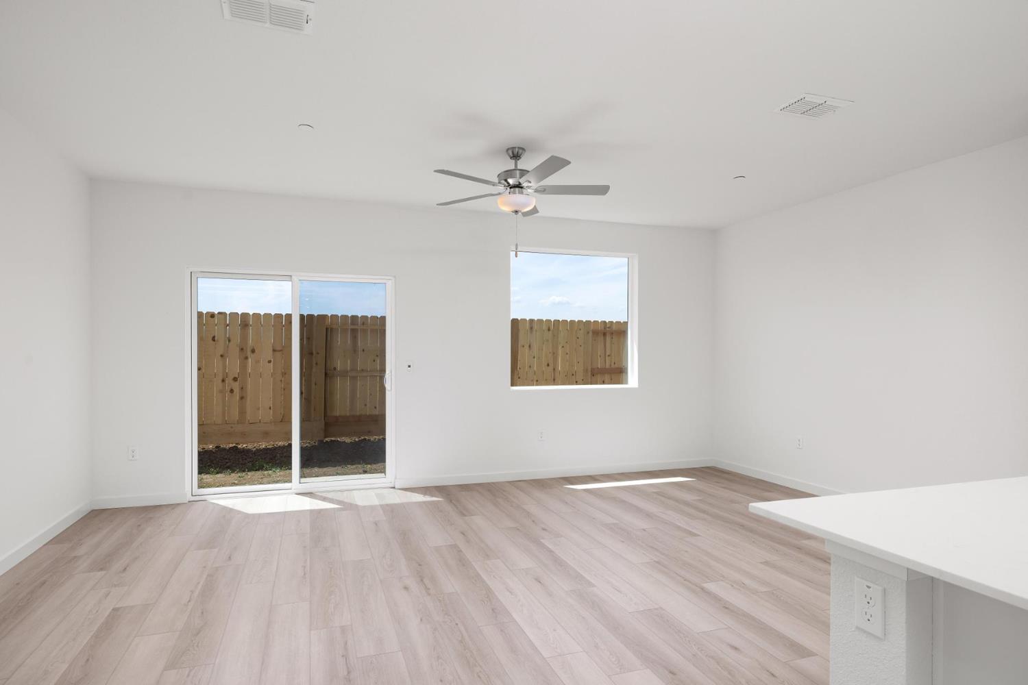 805 Helmsley Lane Patterson CA 95363